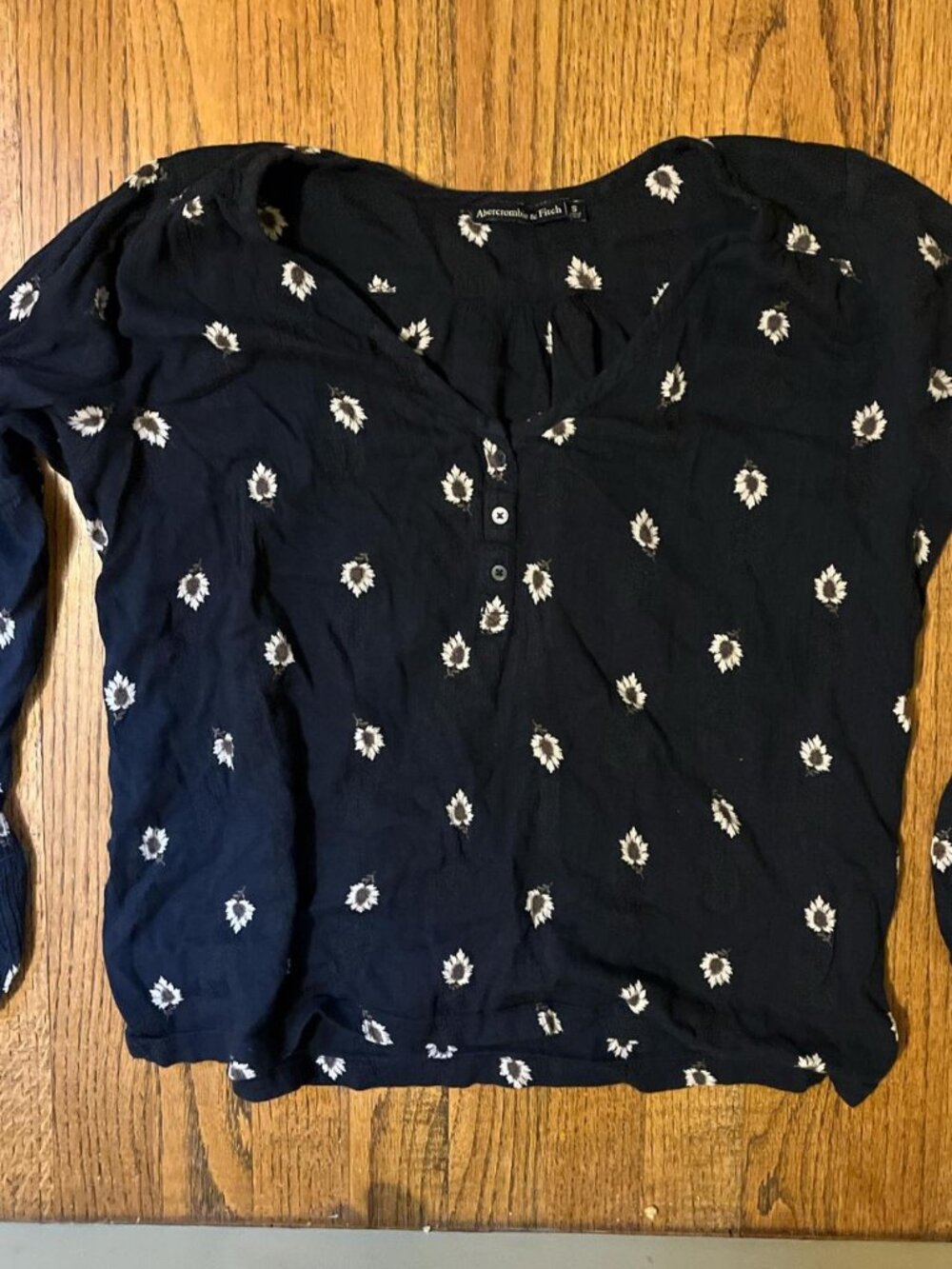 Abercrombie & Fitch Navy Floral Button-Front Blouse Size S